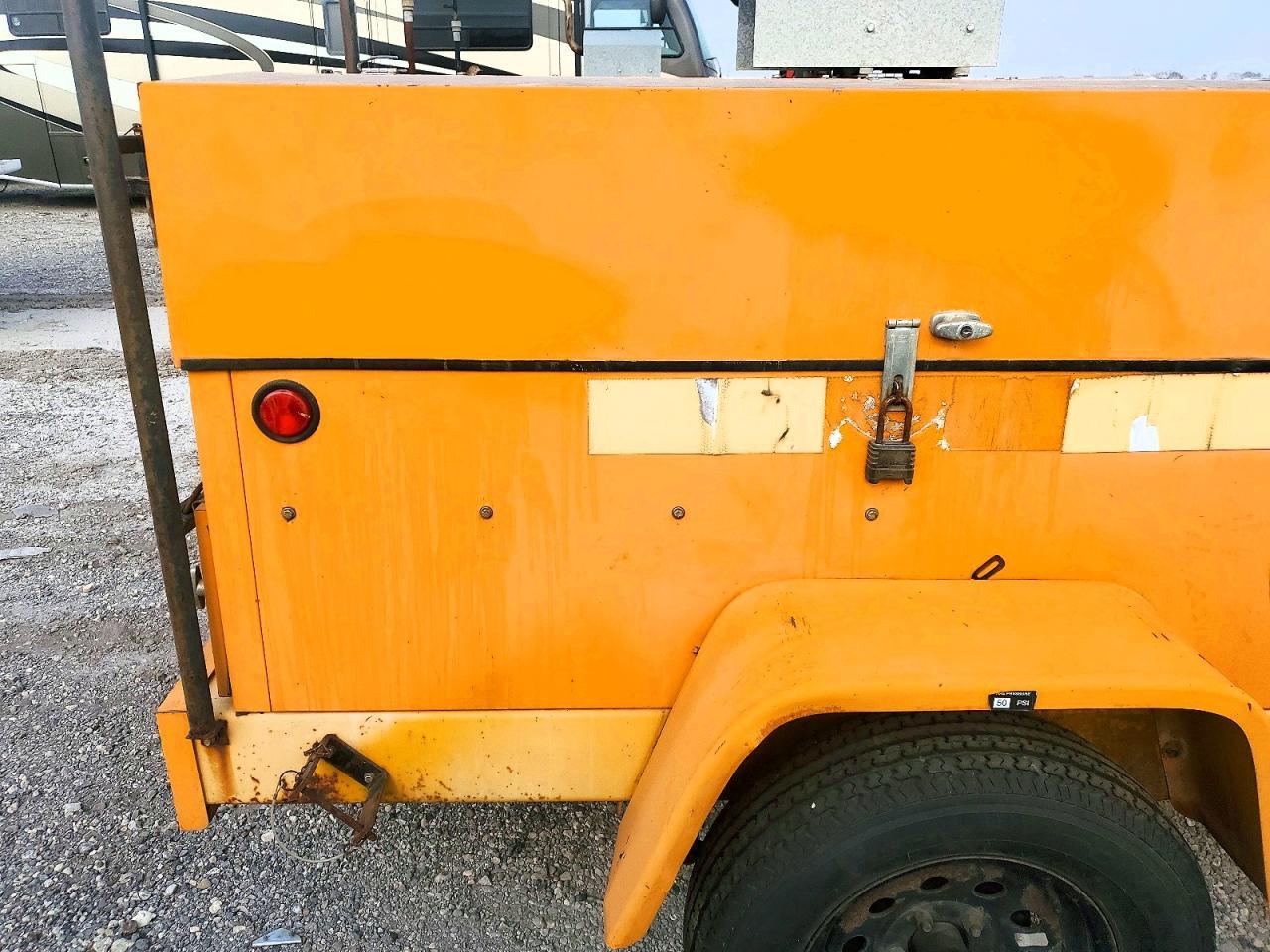 2001 Fenx 2001 Manhole Support Trailer