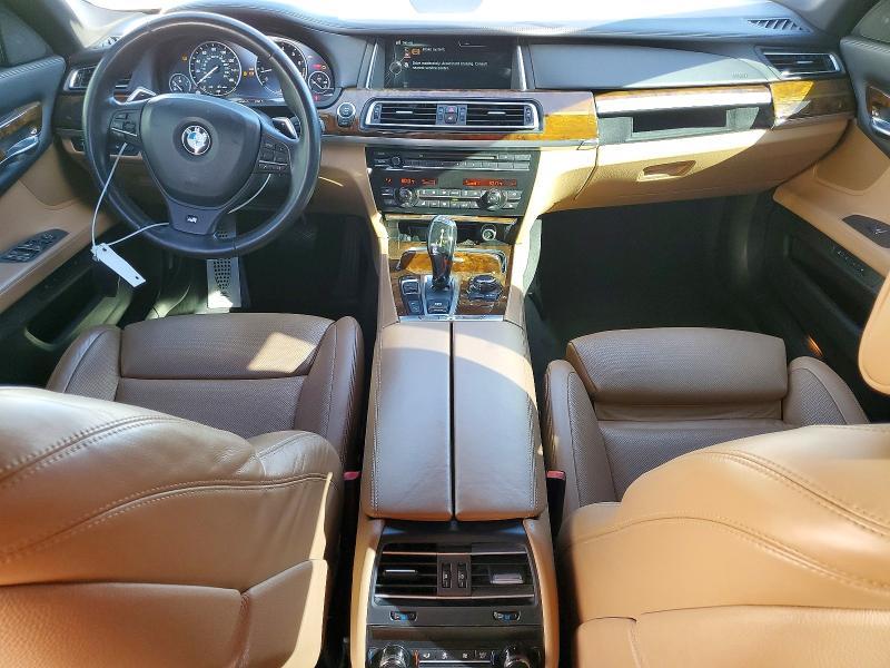 2013 BMW 750 i