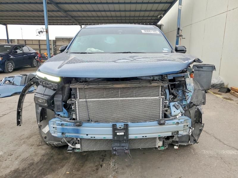 2024 Chevrolet Traverse ls