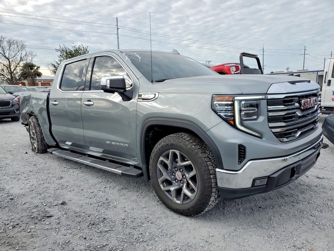 2026 GMC Sierra K1500 slt
