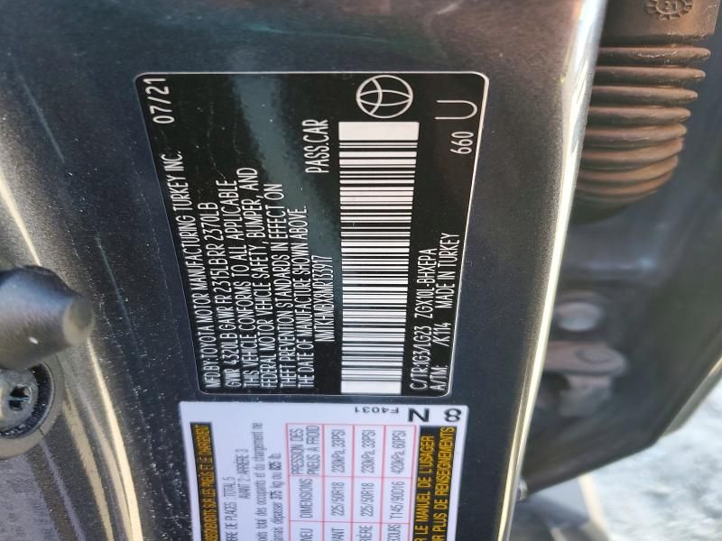 2021 Toyota C-hr xle