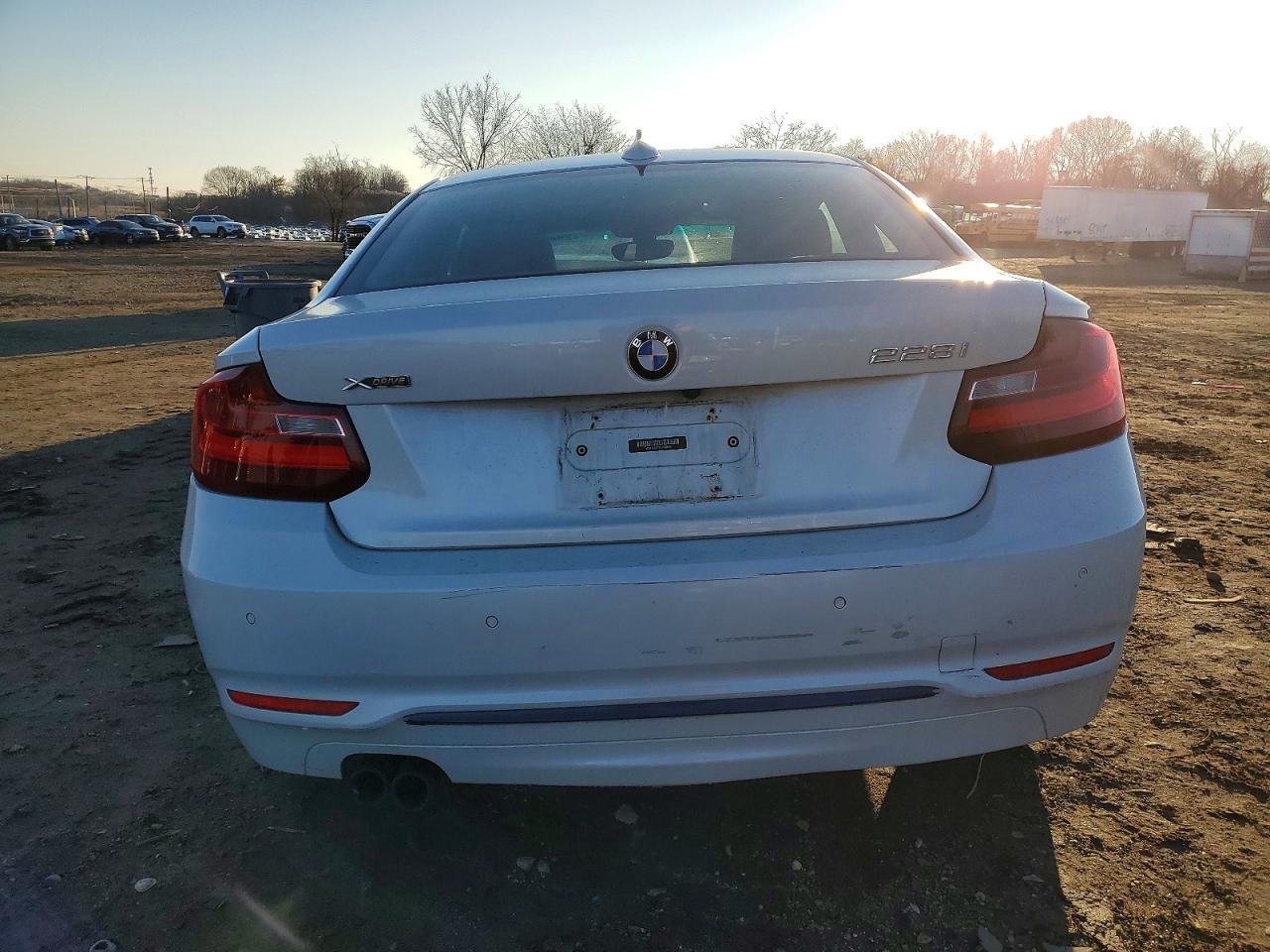 2016 BMW 228 xi Sulev