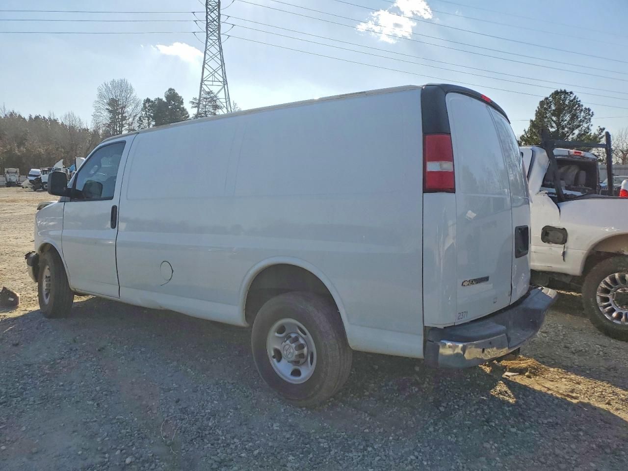 2018 Chev Express Carg