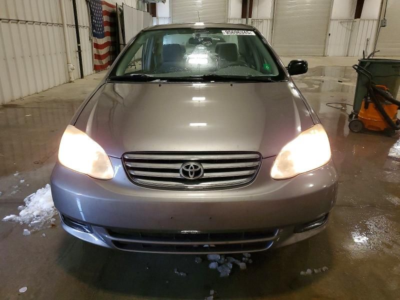 2004 Toyota Corolla ce