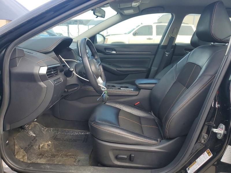 2021 Nissan Altima sr