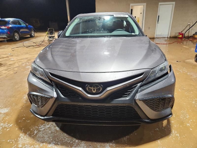 2024 Toyota Camry se Night Shade