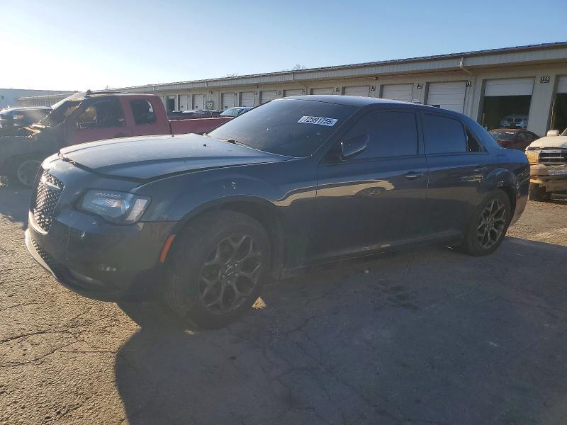 2016 Chrysler 300 s