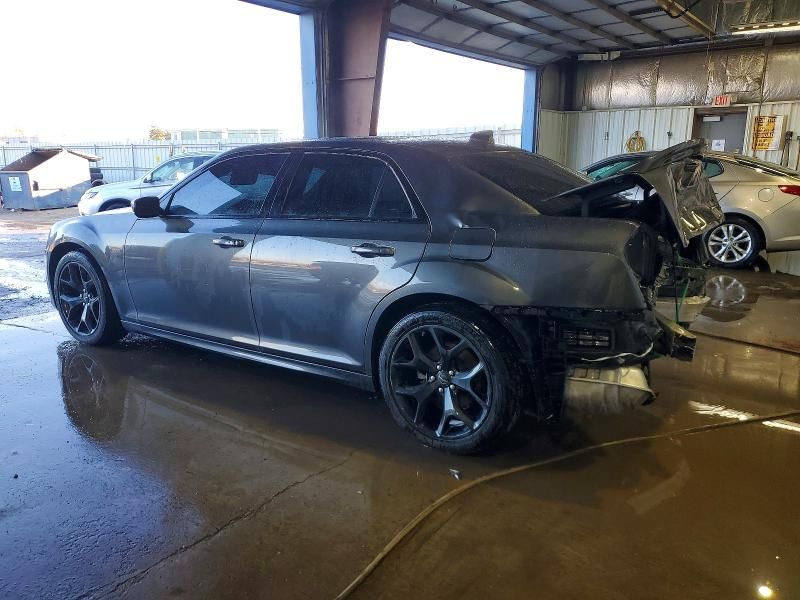 2022 Chrysler 300 s