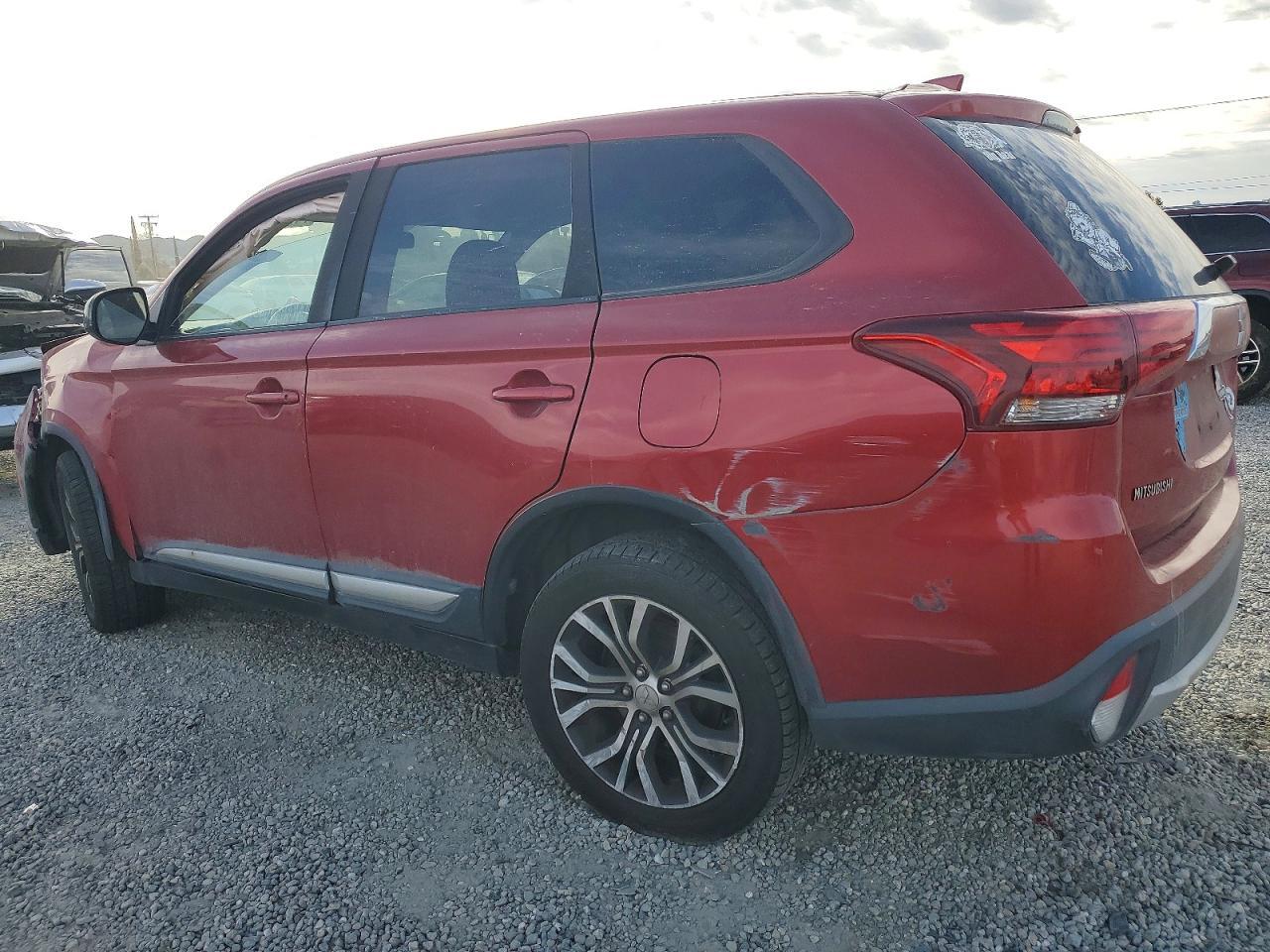 2018 Mitsubishi Outlander es