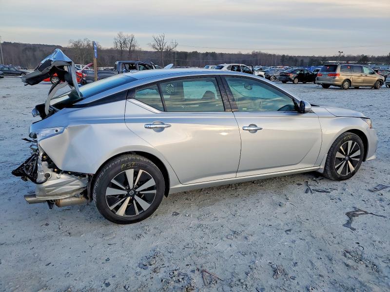 2019 Nissan Altima sv