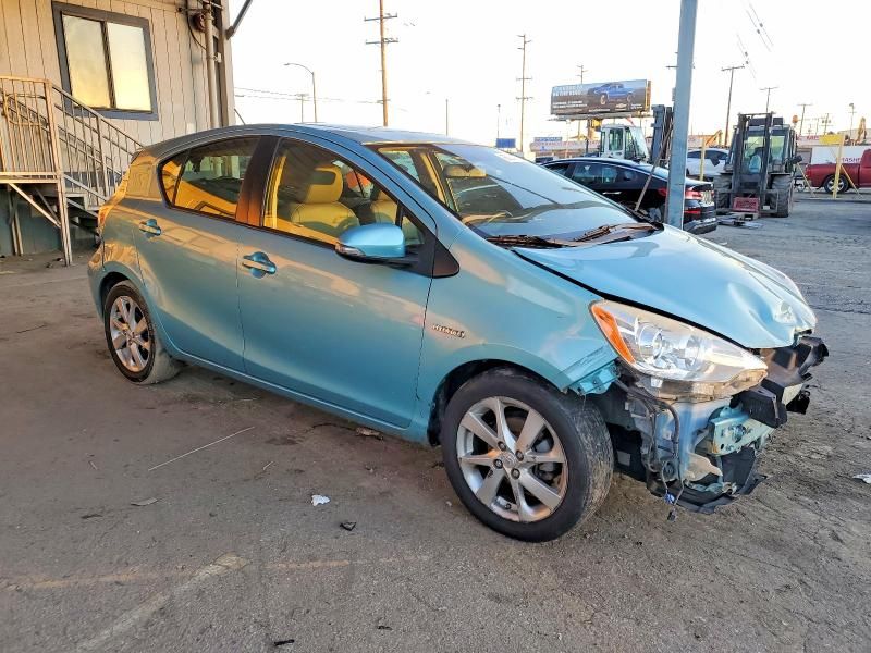 2014 Toyota Prius c