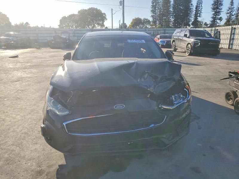 2020 Ford Fusion s