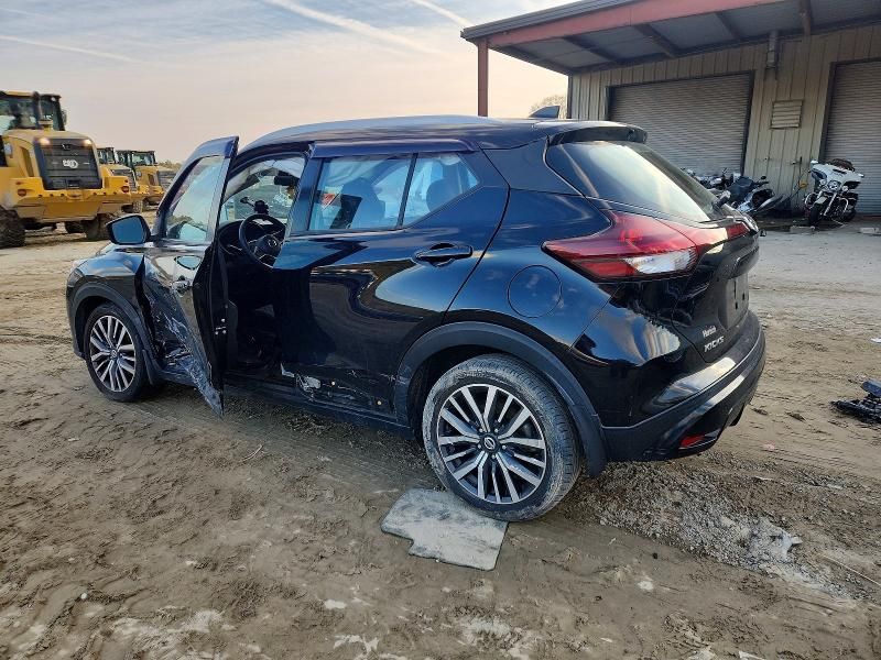 2021 Nissan Kicks sv