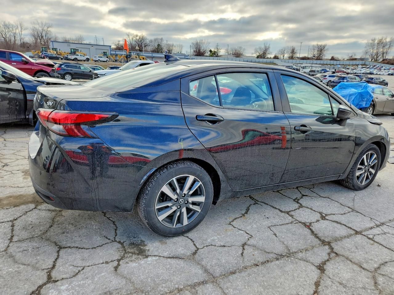 2021 Nissan Versa sv