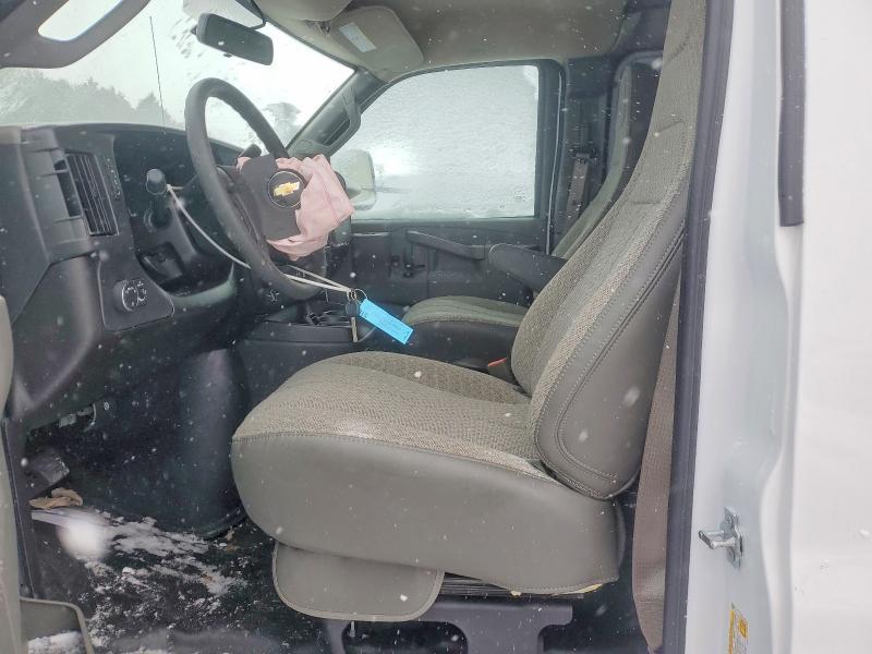 2025 Chev Express G2500