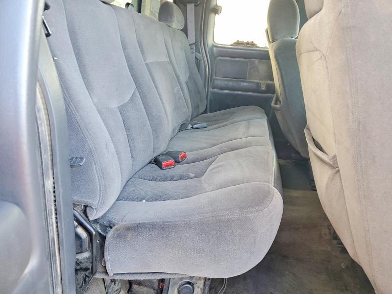 2004 GMC Sierra K2500 Heavy Duty