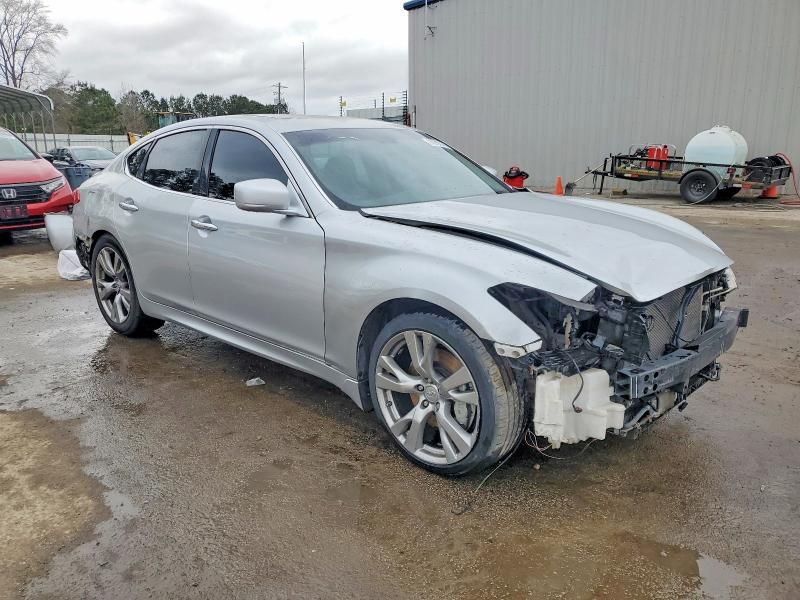 2011 Infiniti M37