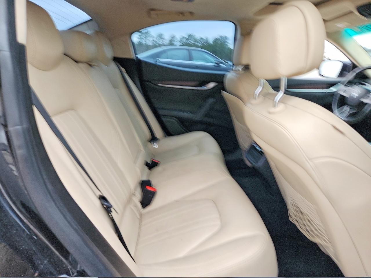 2014 Maserati Ghibli s