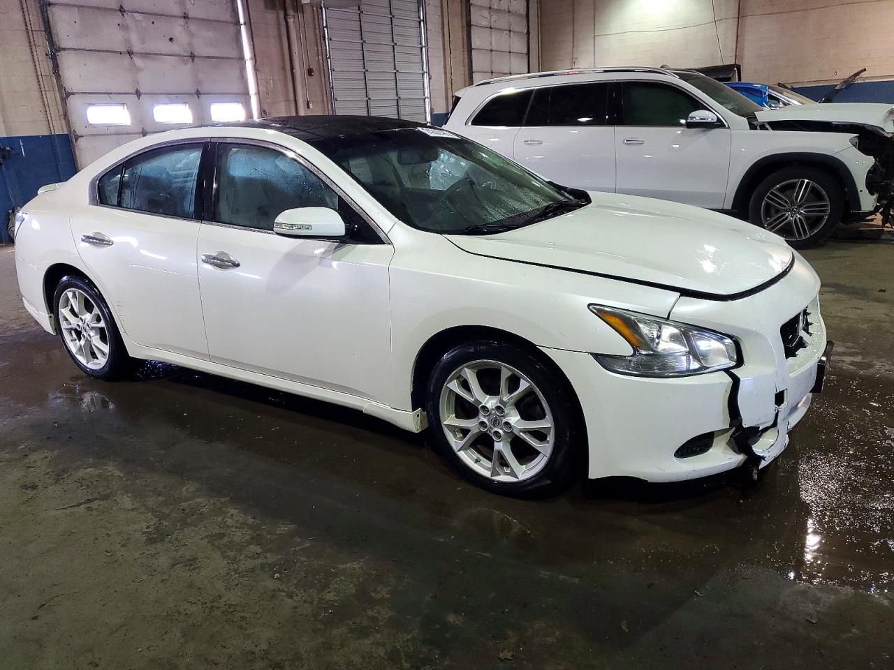 2013 Nissan Maxima s