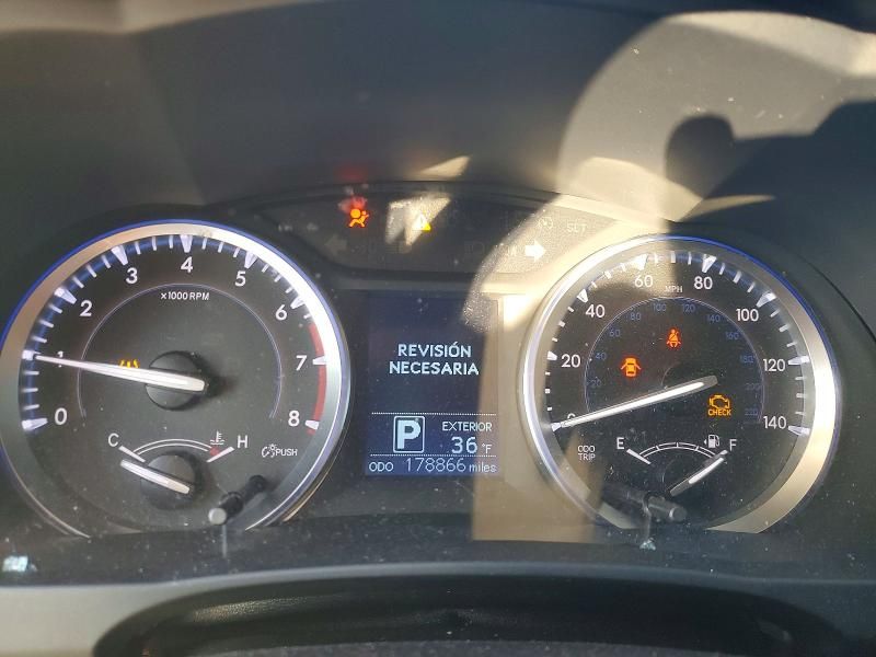 2016 Toyota Highlander le