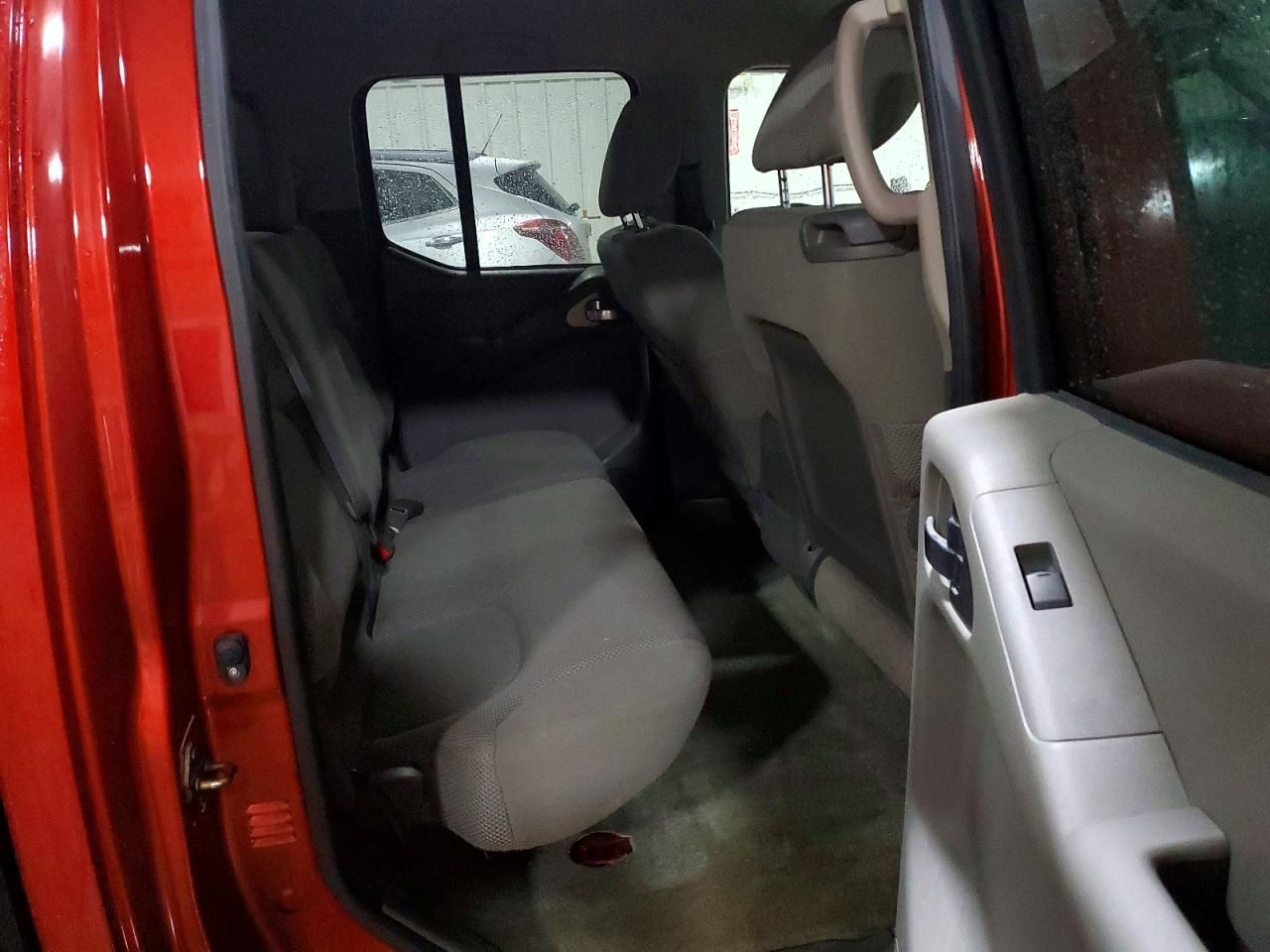 2014 Nissan Frontier SV