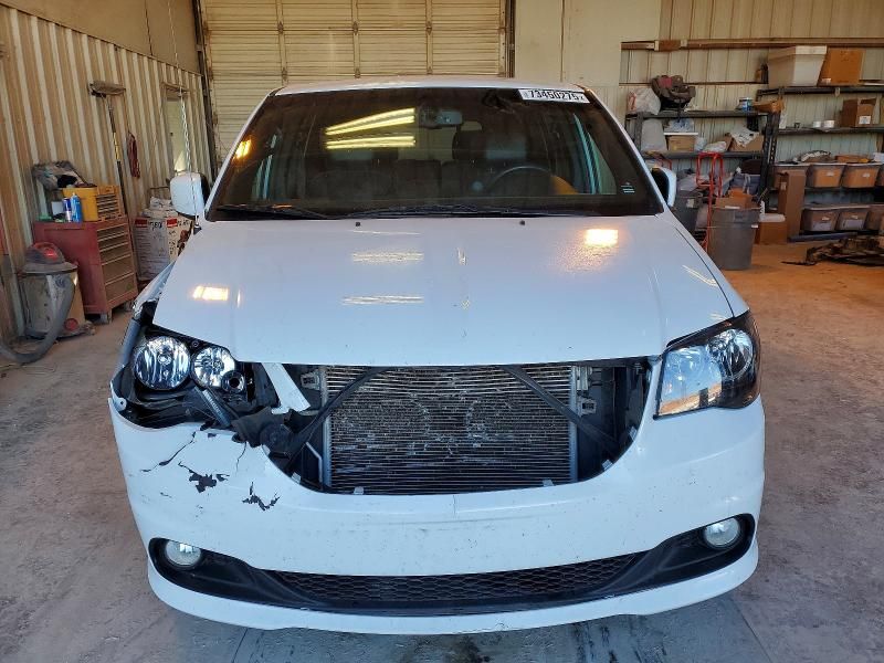 2016 Dodge Grand Caravan sxt