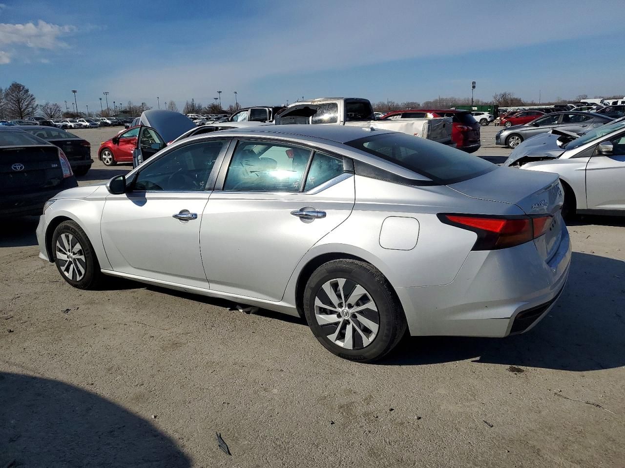 2019 Nissan Altima s