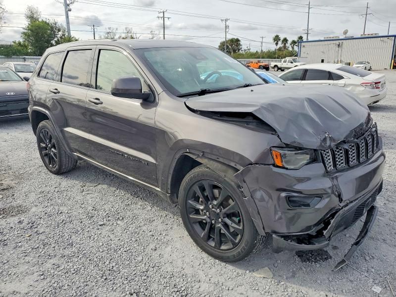 2021 Jeep Grand Cherokee Laredo