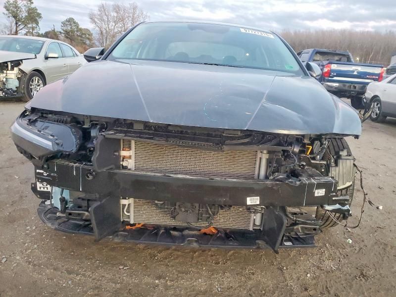 2025 Hyundai Elantra Blue