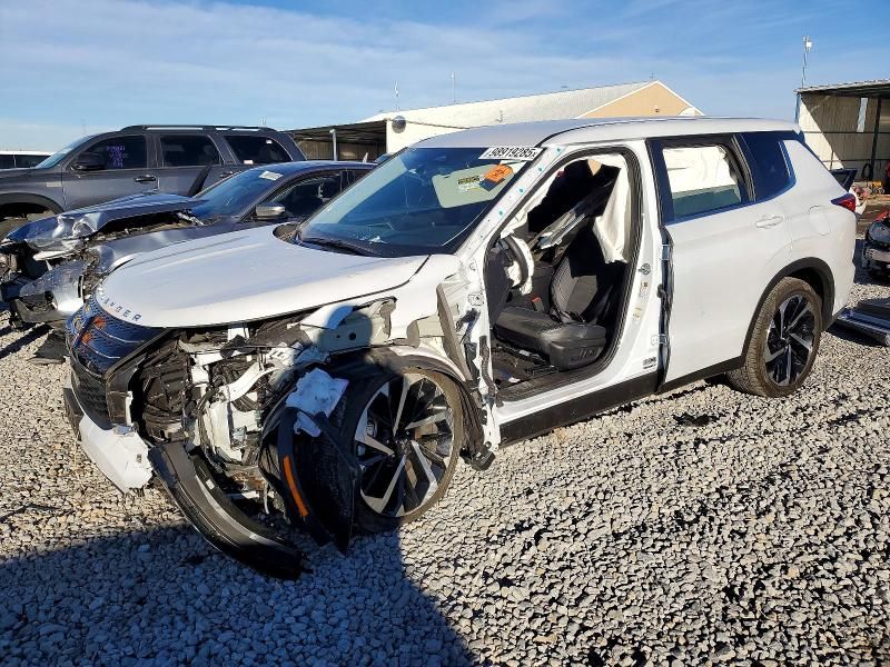 2025 Mitsubishi Outlander se