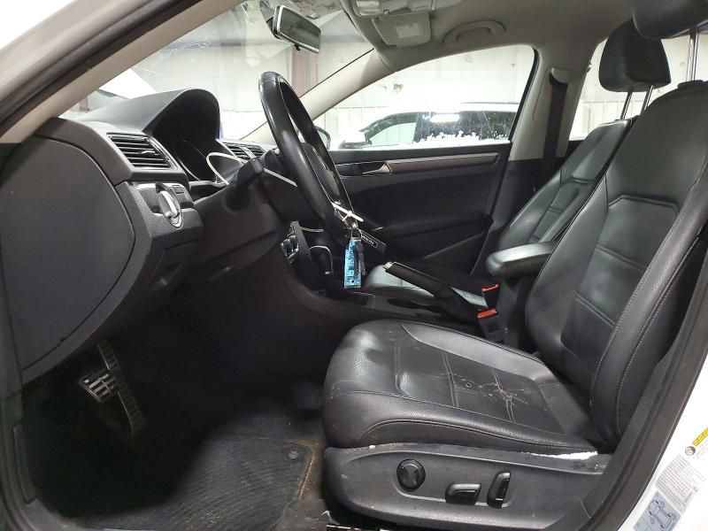 2017 Volkswagen Passat R-line