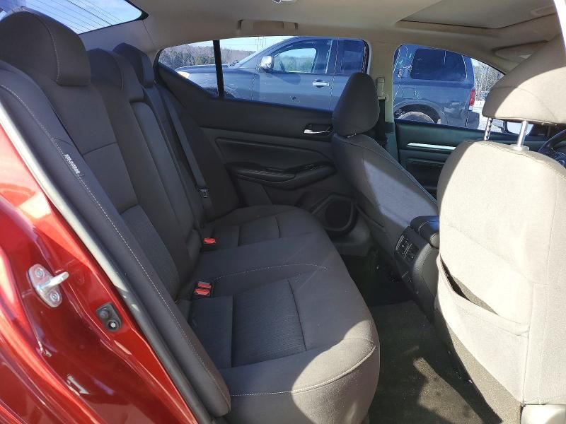 2020 Nissan Altima sv