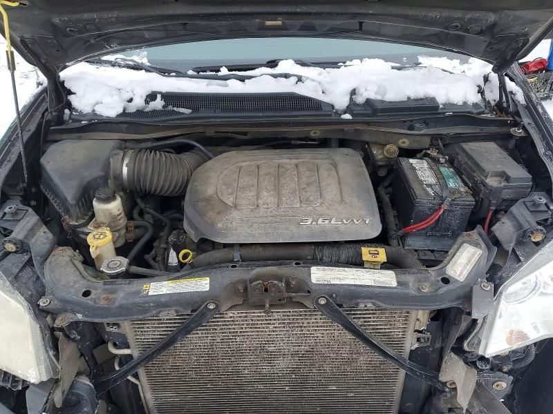 2011 Chrysler Town & Country Limited