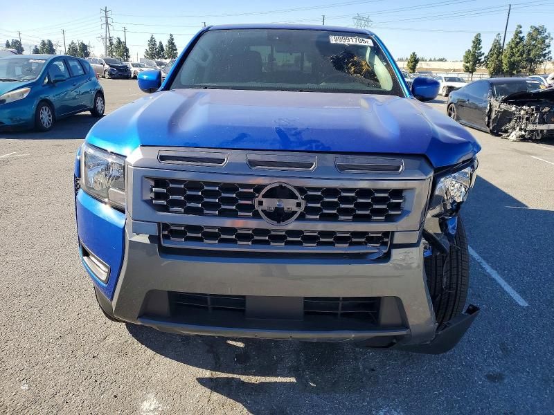 2025 Nissan Frontier sv