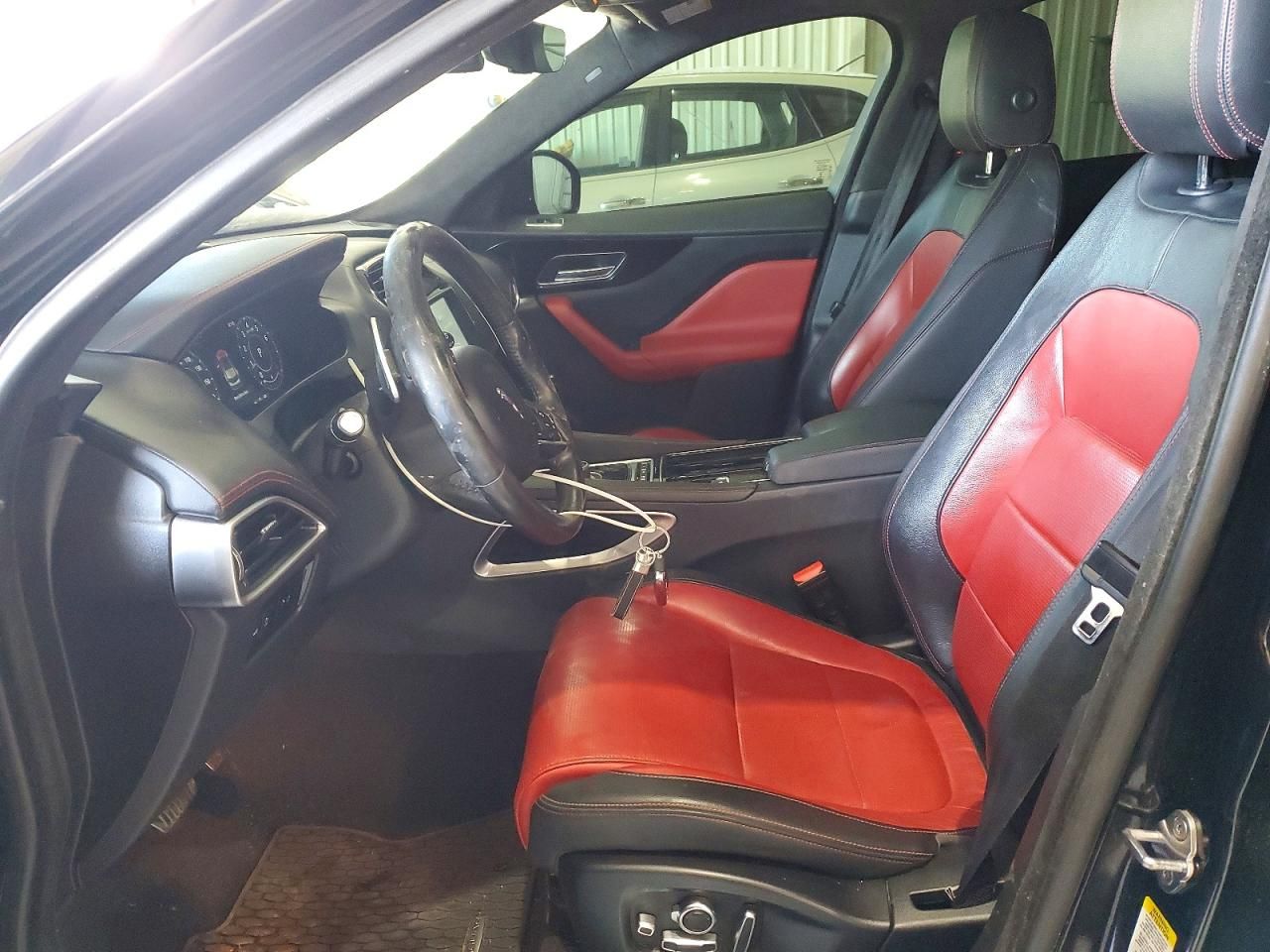 2019 Jaguar F-pace R-sport