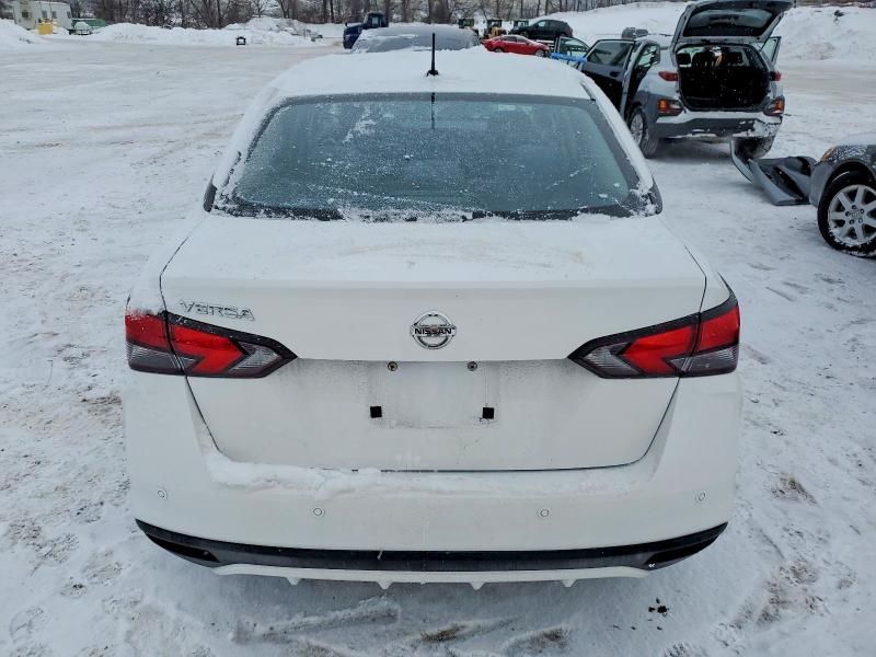 2020 Nissan Versa s