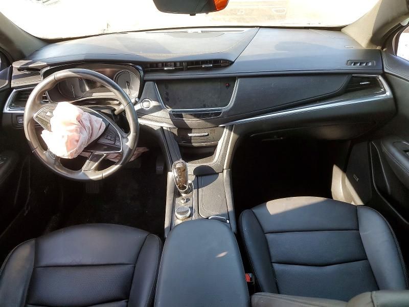 2021 Cadillac XT5 Premium Luxury