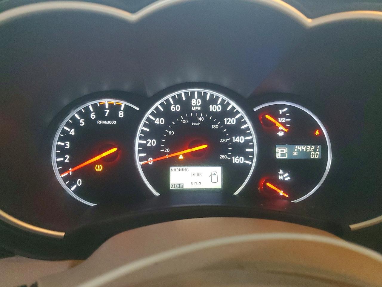 2015 Nissan Quest s