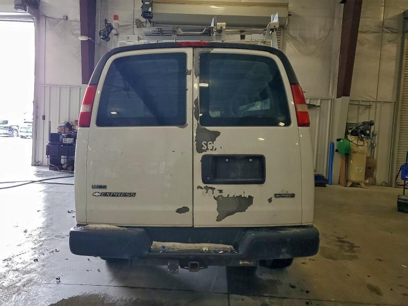 2010 Chevrolet Express 2500 Utility / Service van