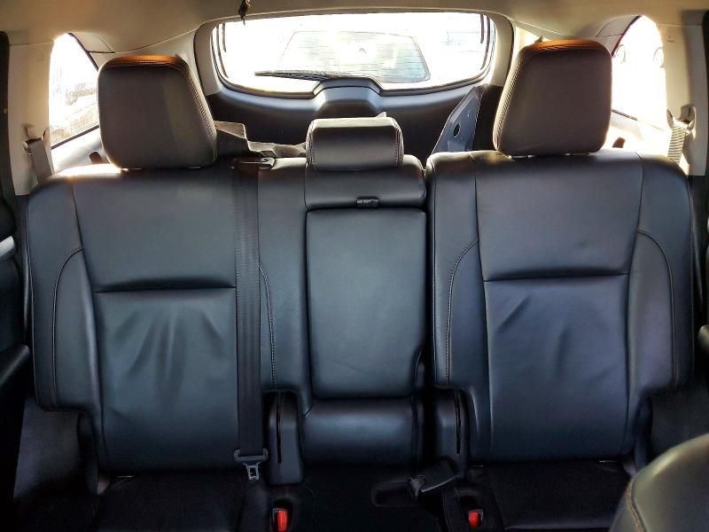 2017 Toyota Highlander se