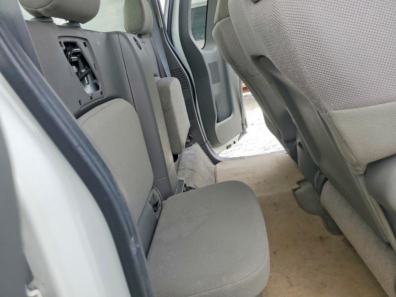 2013 Nissan Frontier s