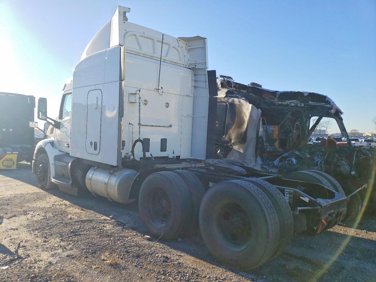 2018 Peterbilt 579 Semi Truck