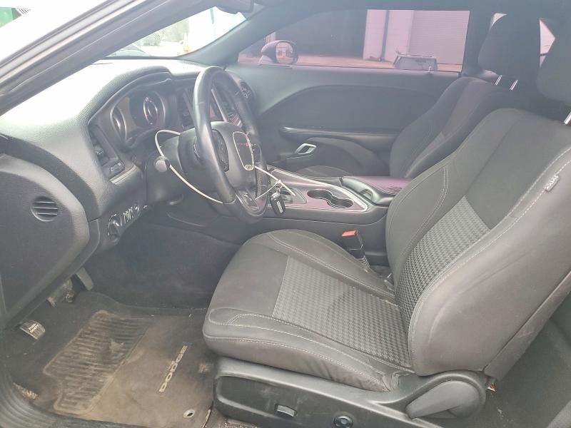 2015 Dodge Challenger sxt