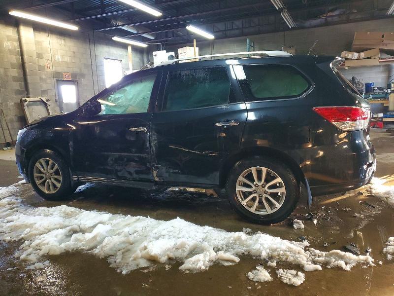 2016 Nissan Pathfinder s