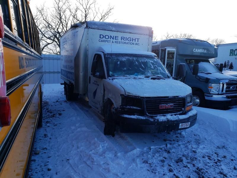 2012 GMC Savana box Truck