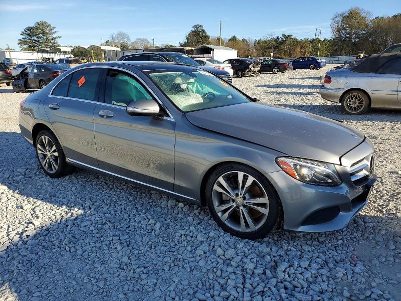 2015 Mercedes-Benz C300