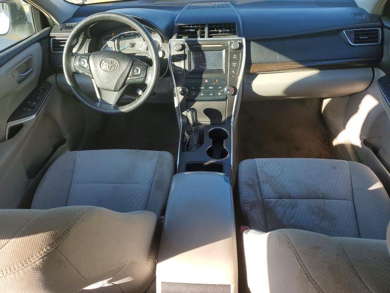 2015 Toyota Camry le