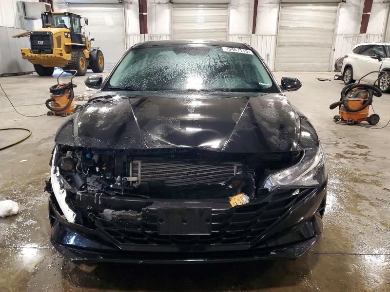 2023 Hyundai Elantra Blue