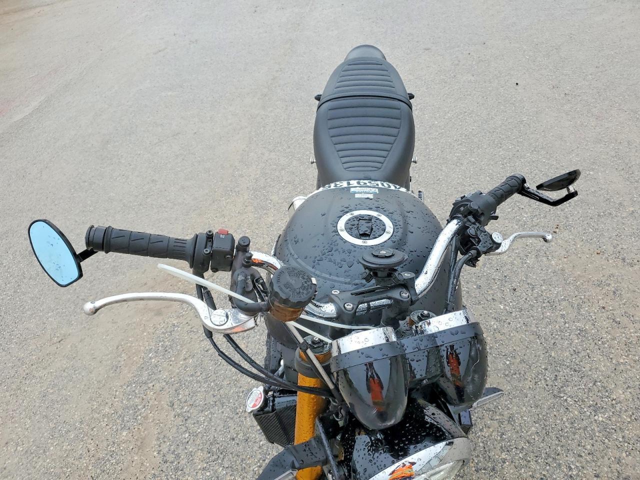 2025 Kawasaki ZR900 N