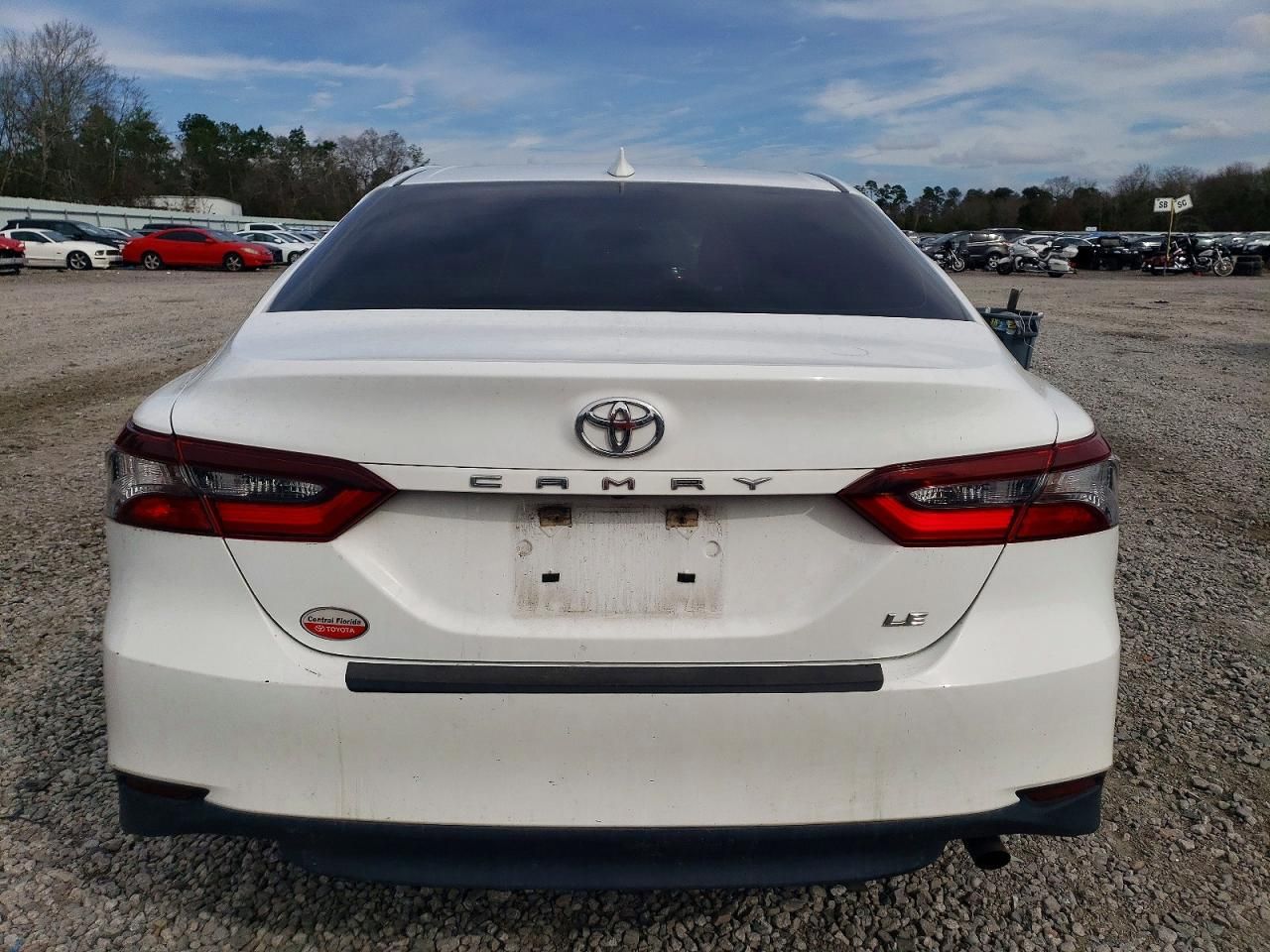 2021 Toyota Camry le